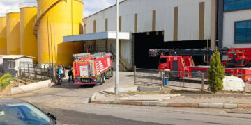 Li Îzmîrê di fabrîkeyekê de teqîn: Kesek mir û çar kes birîndar bûn