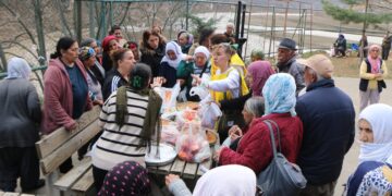 Dêrsim de seba Çarşemeya Şîyaye Gola Çetoyî de loqmeyî ameyî parekerdene