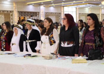 Konferansa Yekemîn a Jinên Kurd li Rojava dest pê kir