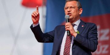 Ozgur Ozel: Ma teslîm nêbenê