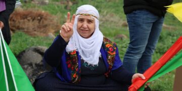 Şarê Amedî ver bi qada Newroze şono