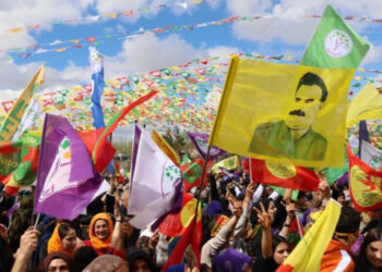 Warê Rayberê Şarê Kurdî Abdullah Ocalanî de coşê Newroze