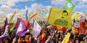 Warê Rayberê Şarê Kurdî Abdullah Ocalanî de coşê Newroze