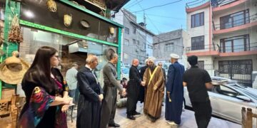 Şandeya DEM Partî û DBPê bi nûnerên baweriyan re hevdîtin kir