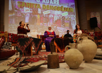 Ji Şaredariya Cizîrê şahiya dengbêjan