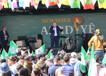 Bakirhanî Xelfetî de semedê kombîyayîşê meclîsî veng da