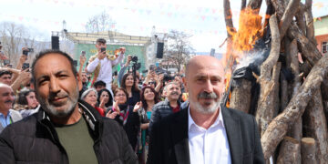 ‘Aştîye girêdayî azadîya Rayberê Şarê Kurd Ocalanî ya’