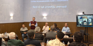 Rojnamegerên Kurd xwe bi rêxistin dikin