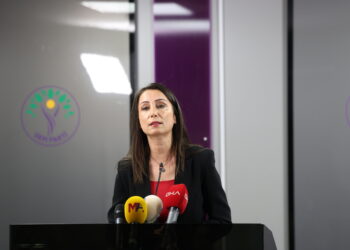 Tulay Hatîmogûllari: Divê tavilê şertên azadiya Ocalan bên amadekirin