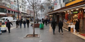 ‘Heta Ocalan azad nêbo aştî nêbena’