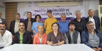 Îzmîr de semedê 1ê Gulane vengdayîş