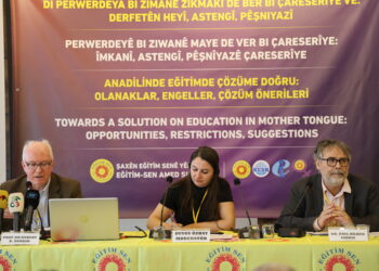 “Ziman hebûna weletekî ye”