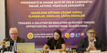 “Ziman hebûna weletekî ye”