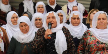 Dayikên Aştiyê bang kirin: Divê dewlet gavên şênber biavêje