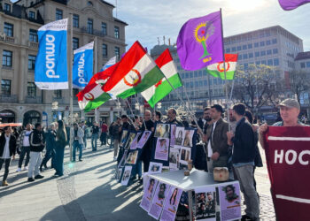 Rejîma Îranê di Adarê de 6 Kurd darve kirin