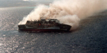 Li Kongoyê keştiyek şewitî: 148 kesan jiyana xwe ji dest dan