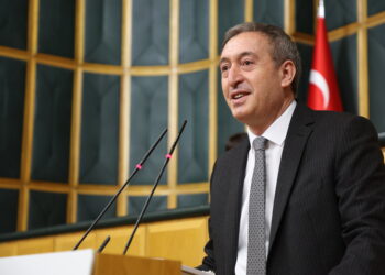 Bakirhan: Em li bendê ne ku şandeya me û Serokkomar bicivin