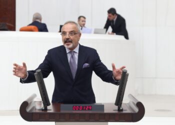 Li Meclisê zimanê Kurdî dîsa hat astengkirin