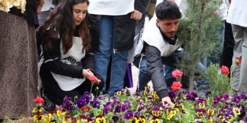 Meşvanên Amarayê 33 sosyalîst bi bîr anîn