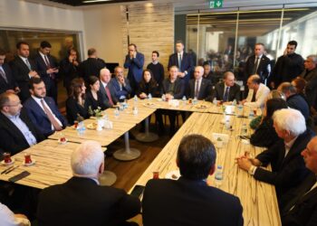 Serokê Meclisê serdana Sirri Sureya Onder kir