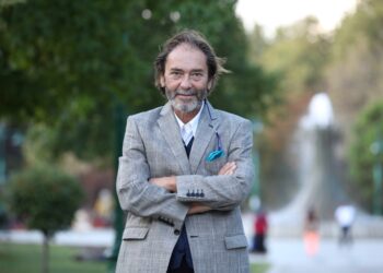 Cengiz Aktar: Hukmat gerek semedê waştişanê kurdan game bierzo