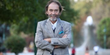 Cengiz Aktar: Hukmat gerek semedê waştişanê kurdan game bierzo