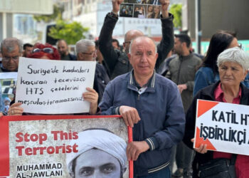 Protestoyê Colanîyî: Vera qirkerdişê elewîyan bêveng nêmanê