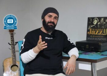 ‘Muzîkê bluesî de gêrayîşê azadîye est o’