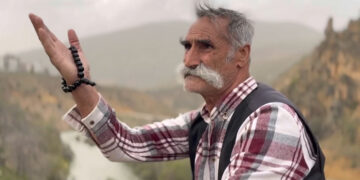 ‘Toplum ke jubînî de yar nêbî, heq însanî ro beno bar’