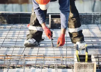 Ciwan dibin qurbana karên patronan