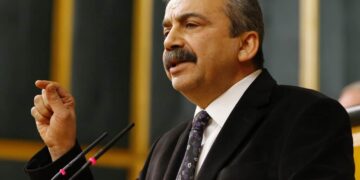 Emeliyata Onder didome: Dilê wî lê dide