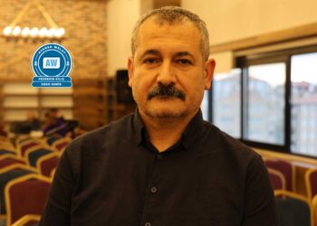 ‘Divê qanûna bingehîn bê guhertin û Kurdî bibe zimanê perwerdehiyê’