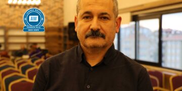 ‘Divê qanûna bingehîn bê guhertin û Kurdî bibe zimanê perwerdehiyê’