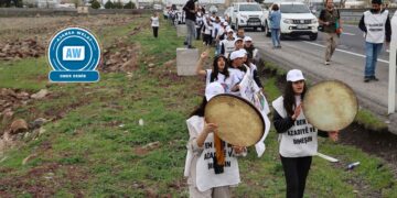 ‘Meşa me meşa azadiyê ye’