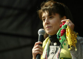 Leyla Zana: Dewro newe ma perûnan rê berpirsîyarîyan bare keno