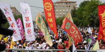 Bakirhan: Li cihê ku pirsgirêka kedê lê nebe wê pirsgirêka kurd jî bê çareserkirin