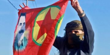 Kongreya PKKê di manşetên rojnameyên cîhanê de ye