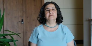 Amed de do “Konferansê Parlamenteranê Cinîyan ê Kurdan” bêro organîzekerdene