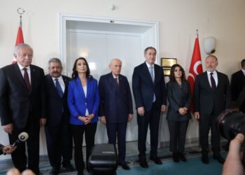 Pêvînayîşê DEM Partî û MHP’yî qedîya