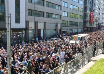 Seba Sirri Sureyya Onderî rayîrşîyayîş