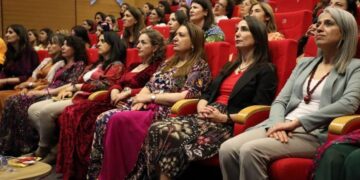 ‘Jin jiyan e, jiyan xwerêvebirin e’