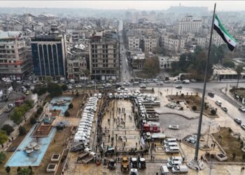 Heleb de cinîyêk ameye kiştiş