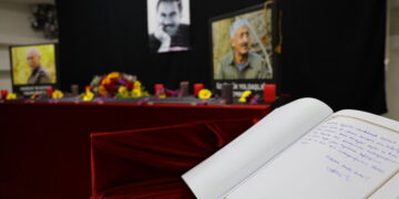 Ji bo Kaytan û Altun lênûska bîranînê