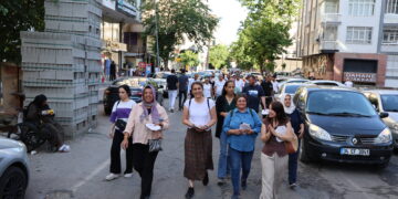 TJAyê gel vexwendin meşa ku sibe li Amedê pêk bê