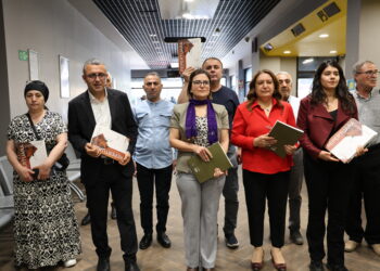 Ji zarokan re pirtûka Repertuara Stranbêjiyê hatin şandin