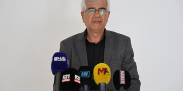 ‘Ji bo pêşketina pêvajoyê divê girtiyên siyasî bên berdan’