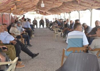 Şêniyên navçeya Mexmûrê çûn serdana konê berxwedanê