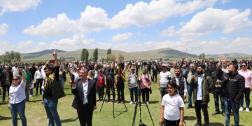 Şahiya Xidirelyaz ji bo bîranîna Onder li dar xistin