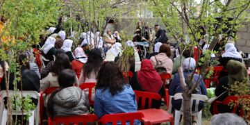 Bi girseyî serdana malbata Pelîn Yilmaz kirin