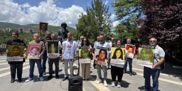 Îyê ke bêadaletîye ramenê îyê nî îsonun kenê vînd